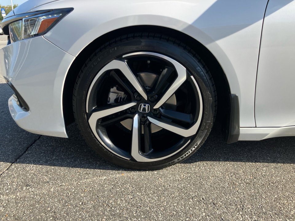 Used 2021 Honda Accord Sport image 31
