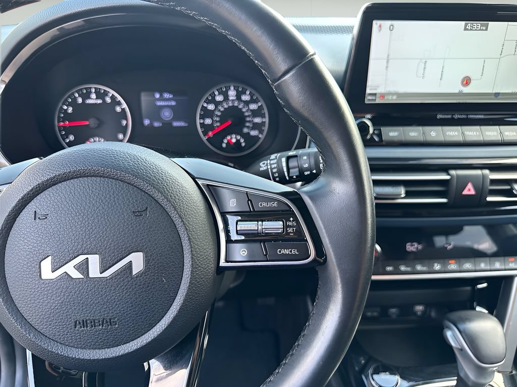 Used 2022 Kia Seltos S FWD image 16