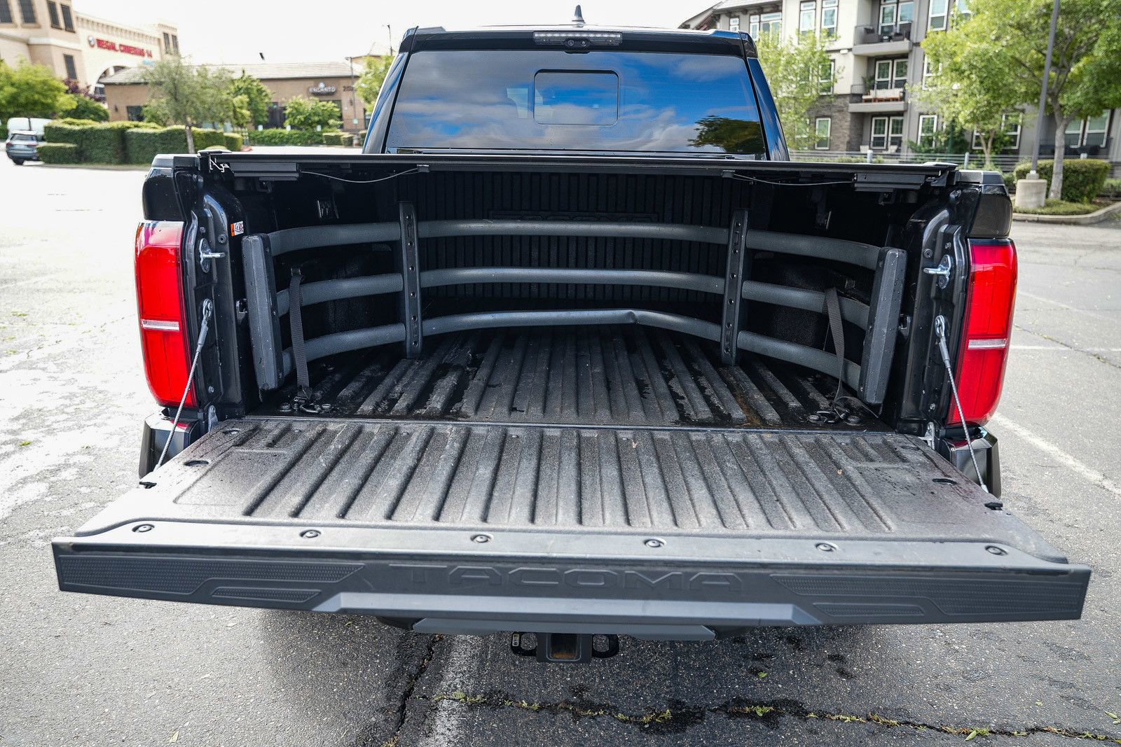 Used 2025 Toyota Tacoma TRD Pro AWD/4WD image 27