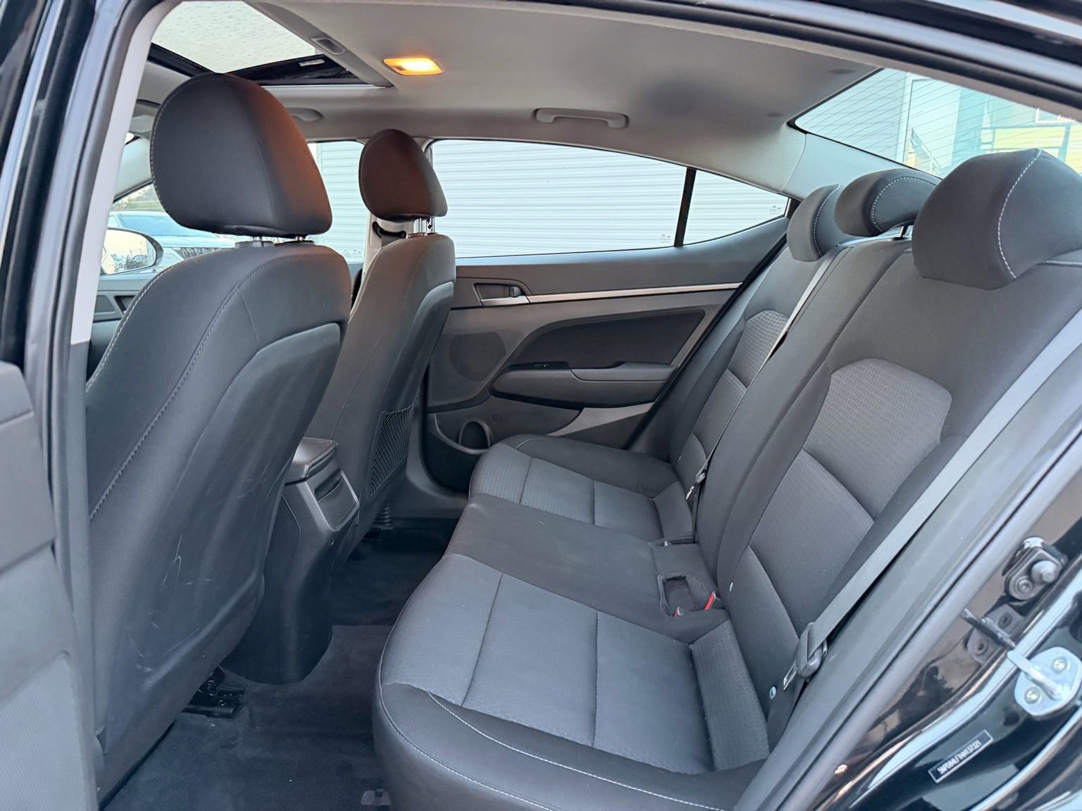 Used 2017 Hyundai Elantra Value Edition image 16