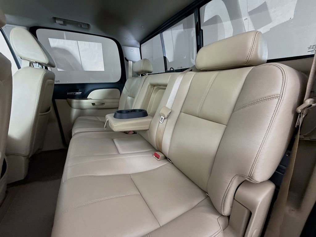 Used 2008 Chevrolet Silverado 2500 LTZ w/ Suspension Package, Off-Road AWD/4WD image 28