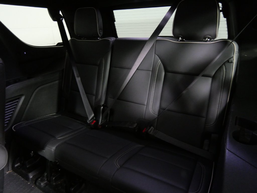 Used 2023 GMC Yukon SLT w/ SLT Premium Package AWD/4WD image 21