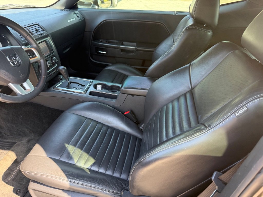 Used 2012 Dodge Challenger R/T image 18