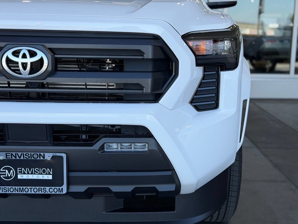 New 2026 Toyota Tacoma SR5 RWD image 5