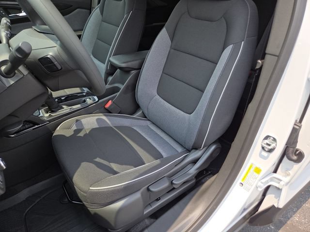 New 2026 Chevrolet TrailBlazer LS w/ LS Convenience Package FWD image 19