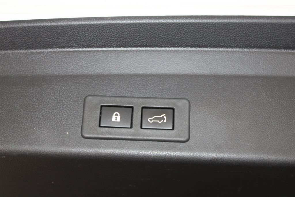 Used 2023 Subaru Ascent Limited w/ Technology Package AWD/4WD image 34