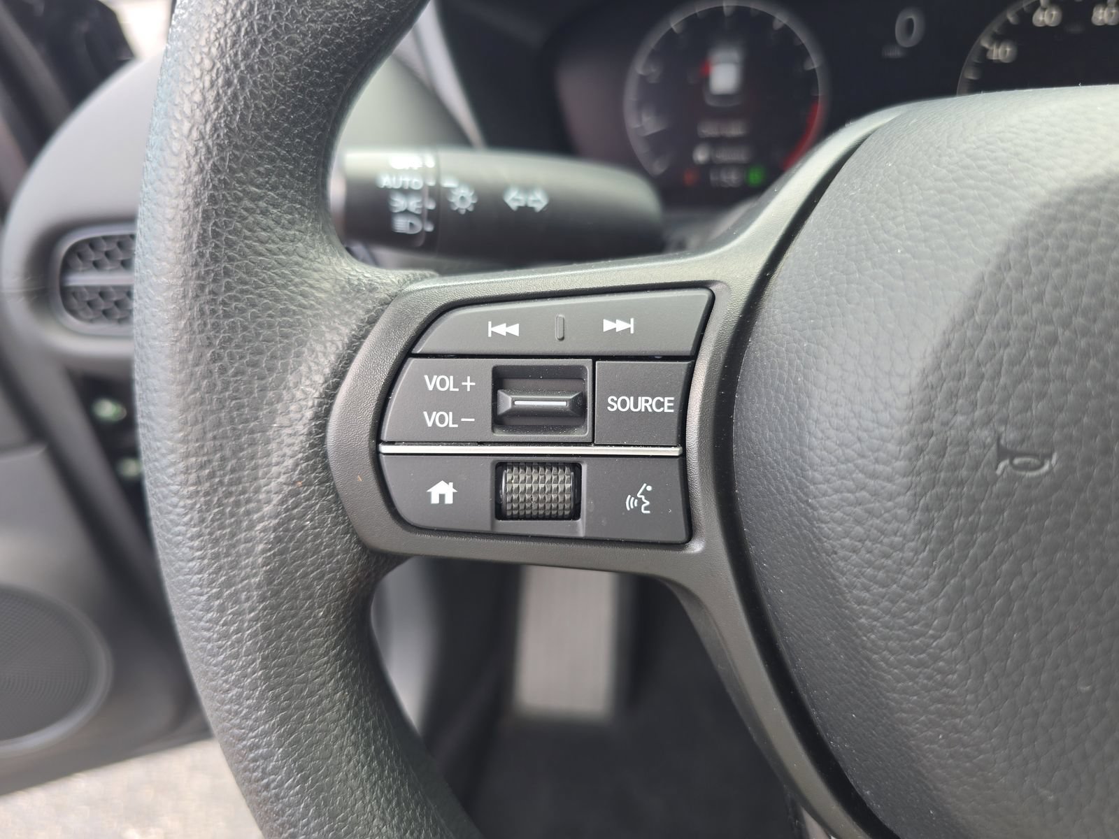 Certified 2025 Honda HR-V LX image 21