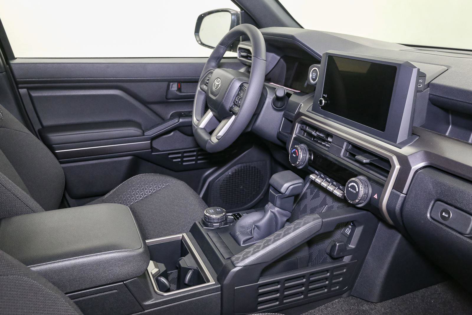 New 2026 Toyota 4Runner SR5 AWD/4WD image 13