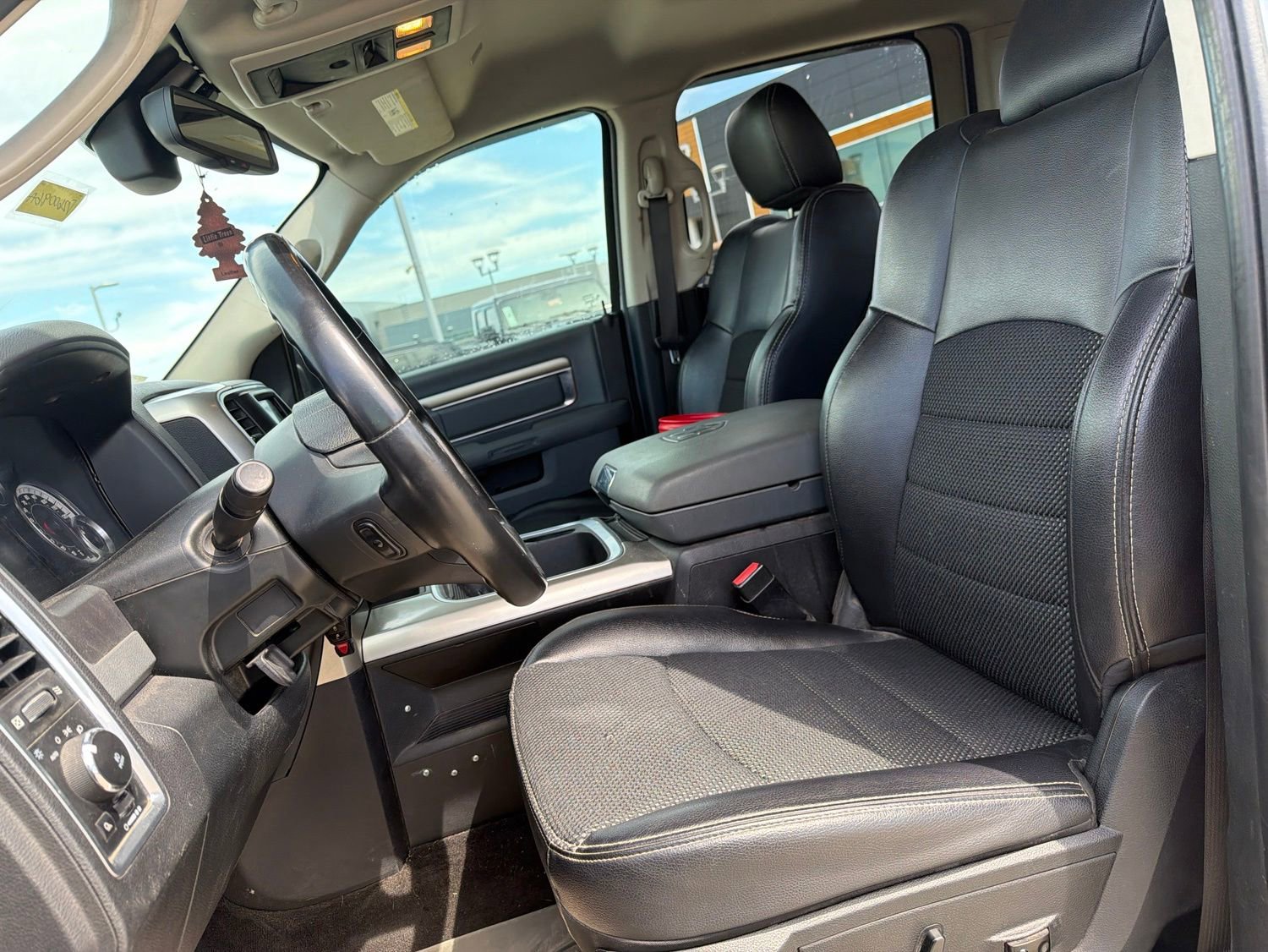 Used 2018 RAM 1500 Lone Star RWD image 10