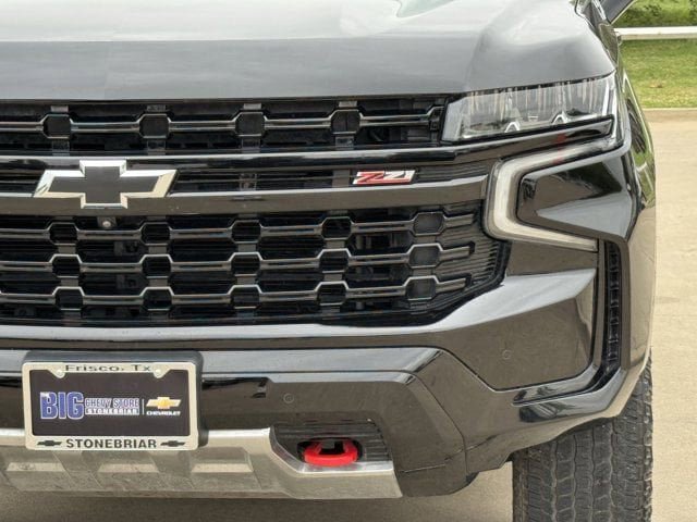 Used 2023 Chevrolet Tahoe Z71 w/ Luxury Package AWD/4WD image 10
