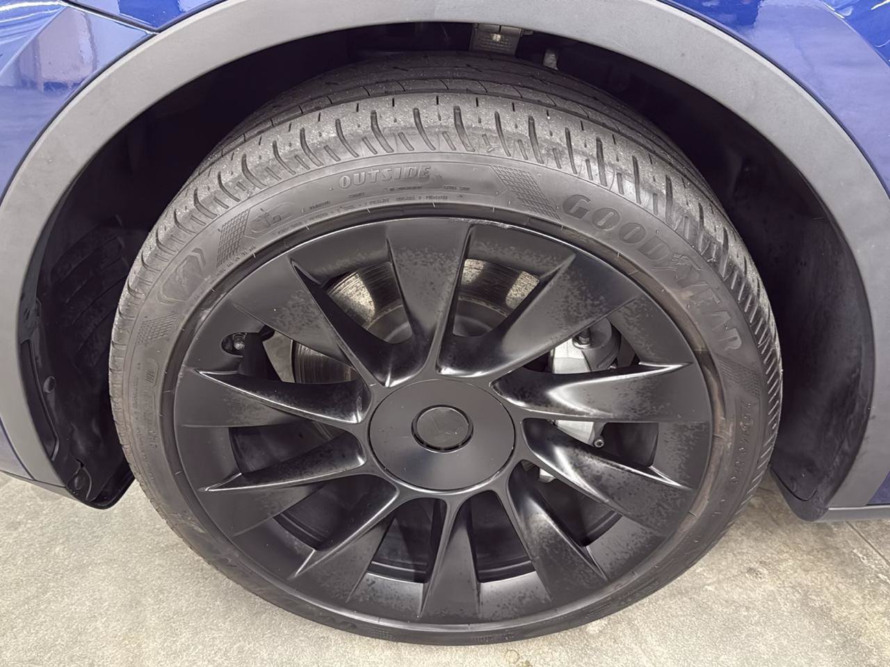 Used 2020 Tesla Model Y Long Range AWD/4WD image 28