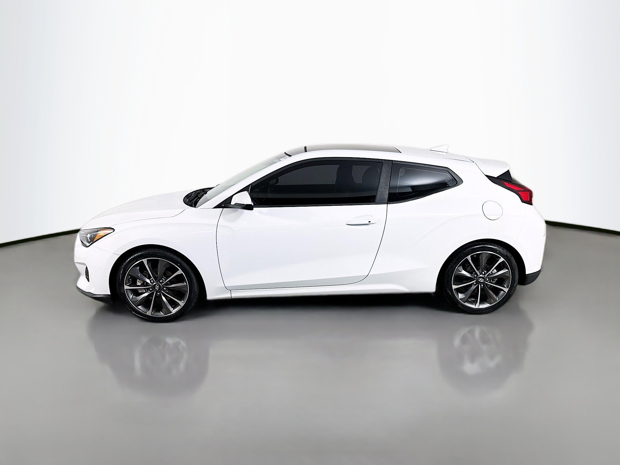Used 2020 Hyundai Veloster 2.0 Premium FWD image 6