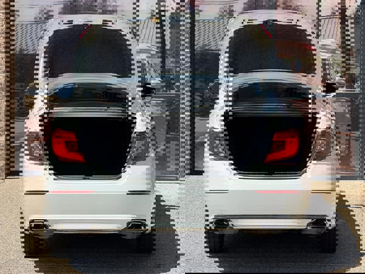 Used 2018 Honda Accord Sport image 13