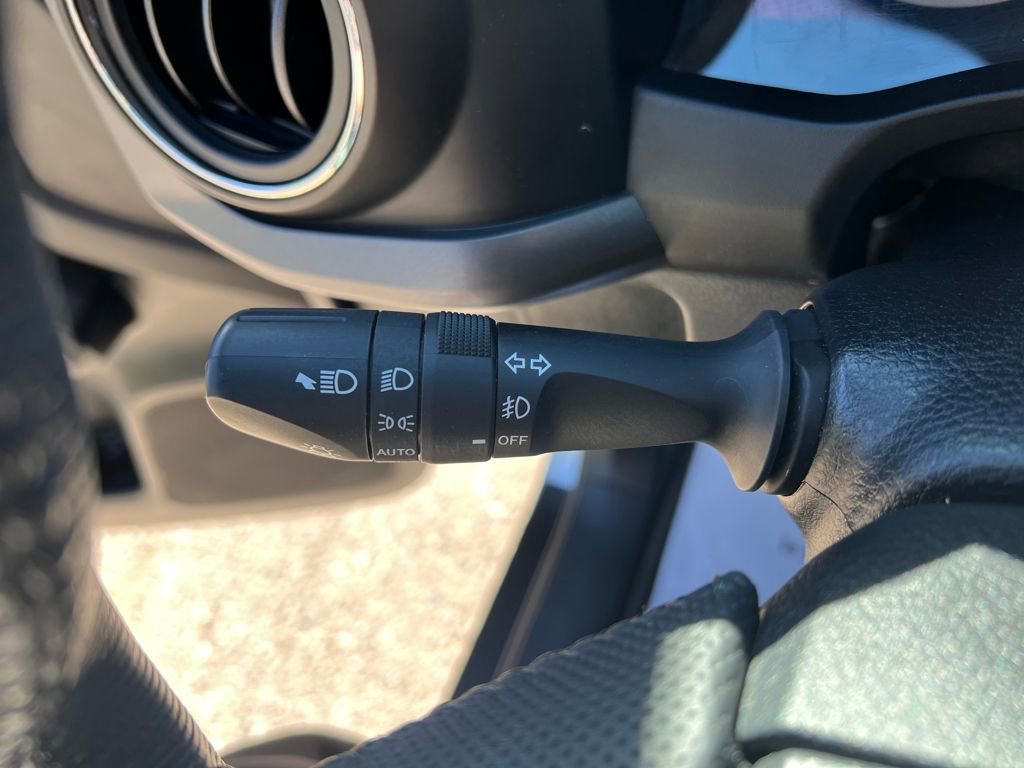 Used 2022 Toyota Tacoma 4x4 Double Cab image 16