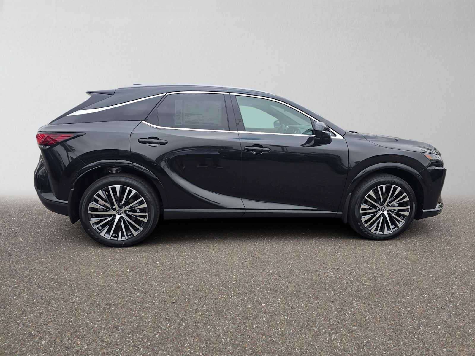 New 2026 Lexus RX 350 w/ Convenience Package AWD/4WD image 2