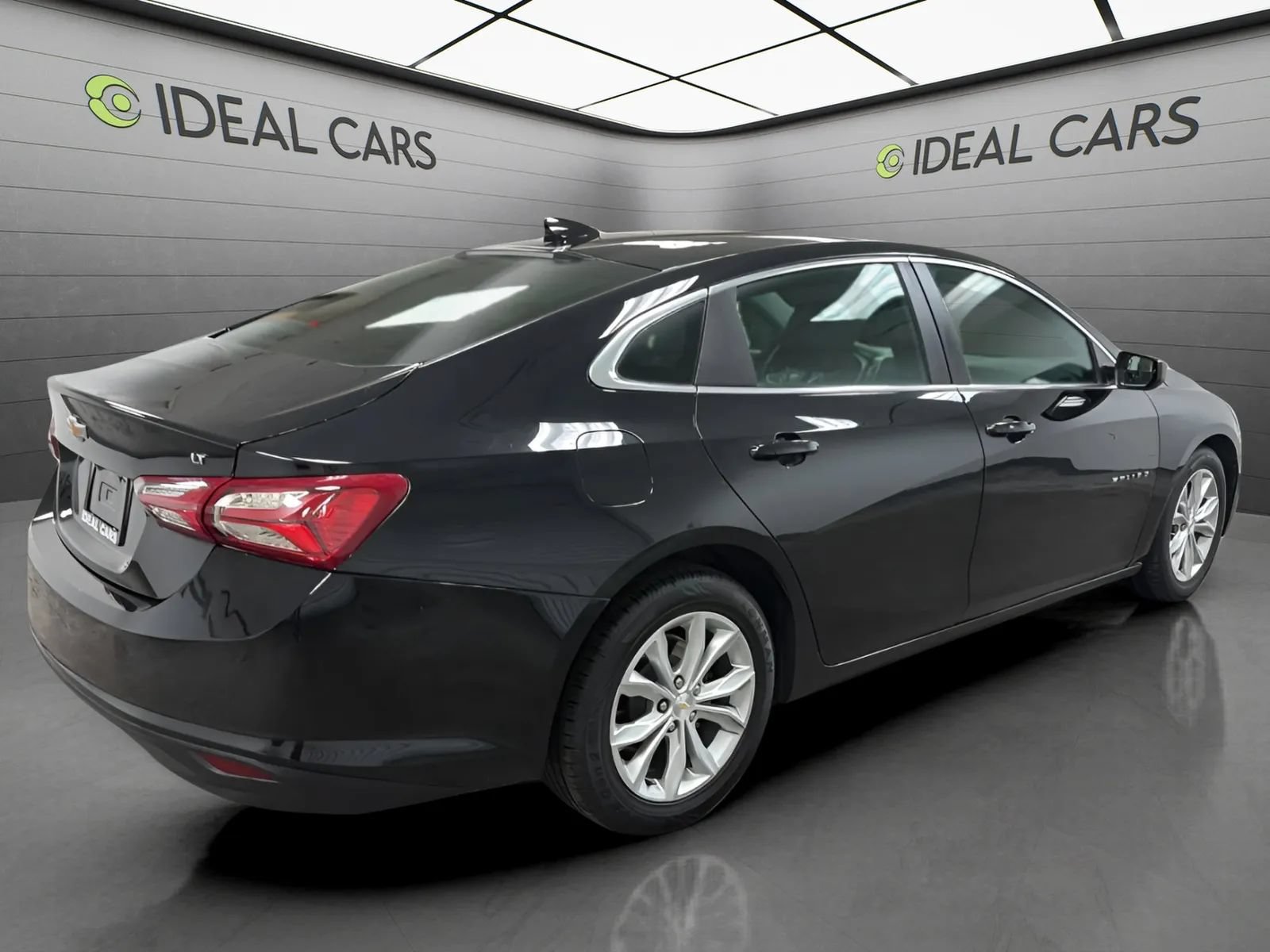 Used 2022 Chevrolet Malibu LT FWD image 5