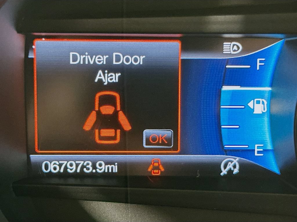 Used 2020 Ford Edge Titanium w/ Equipment Group 301A AWD/4WD image 26