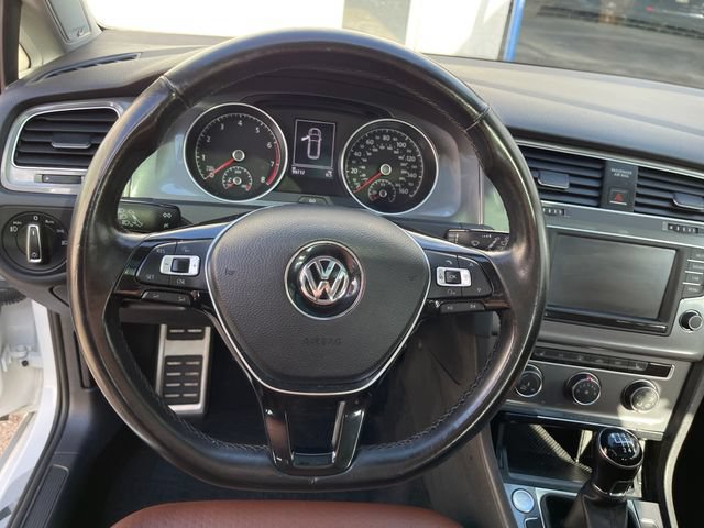 Used 2017 Volkswagen Golf Alltrack SE AWD/4WD image 19