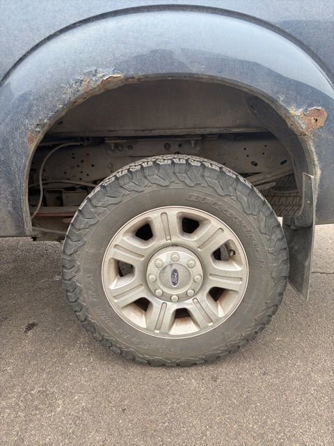 Used 2015 Ford F250 Lariat w/ Lariat Ultimate Package image 11