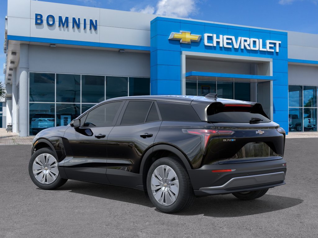New 2027 Chevrolet Blazer EV LT FWD image 4