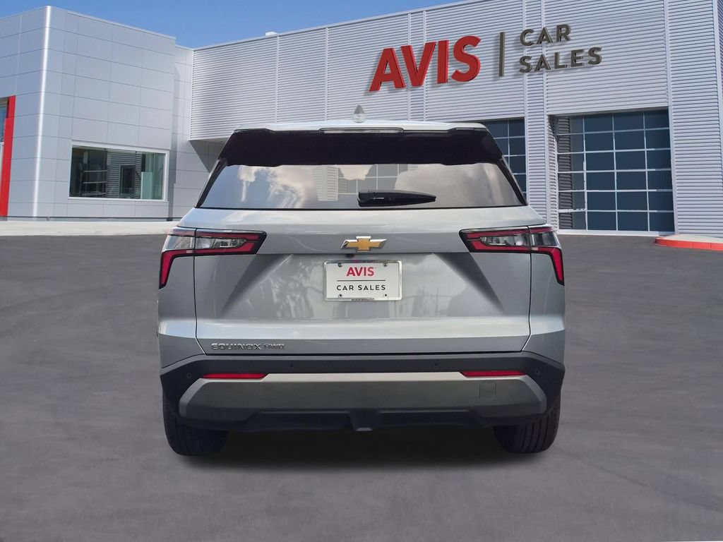 Used 2025 Chevrolet Equinox LT AWD/4WD image 7