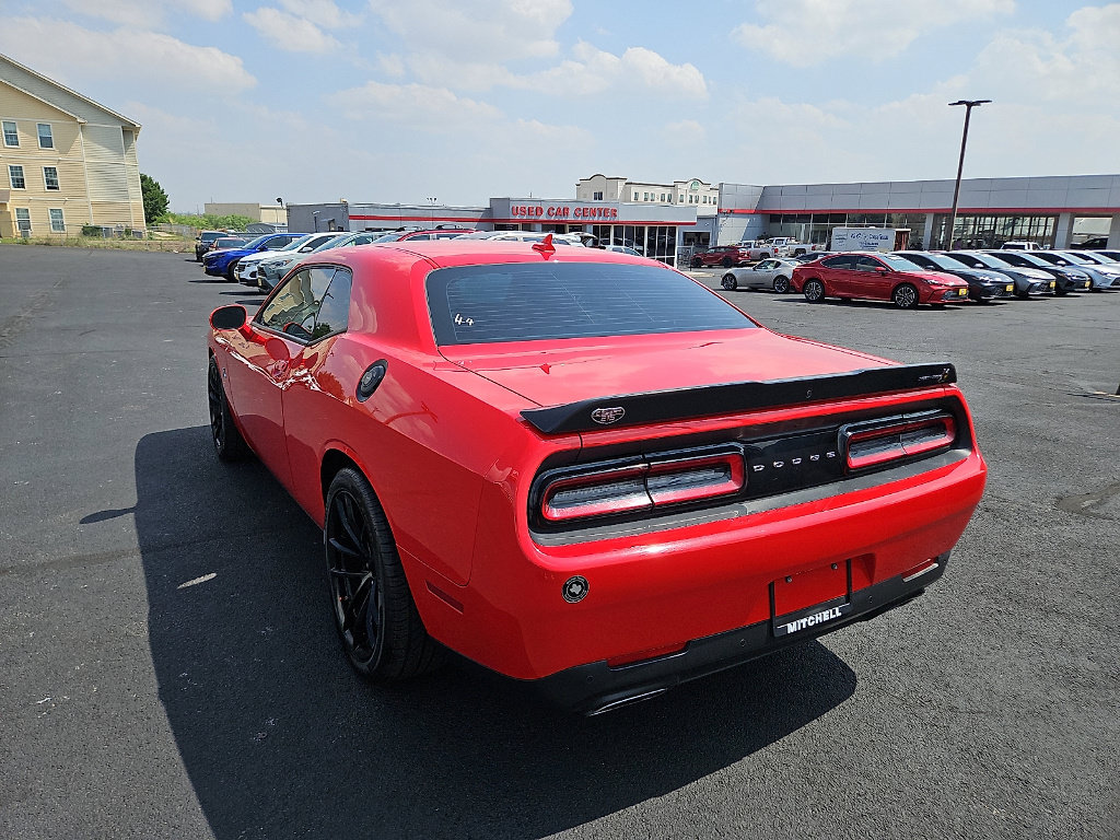 Used 2023 Dodge Challenger R/T Scat Pack w/ Dynamics Package RWD image 3