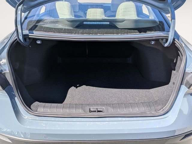 New 2026 Nissan Sentra SL FWD image 32