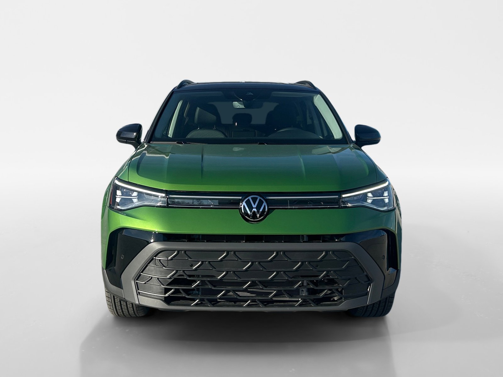 New 2025 Volkswagen Taos SE image 11