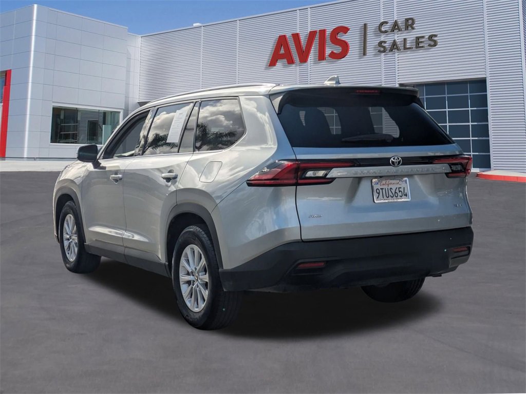 Used 2025 Toyota Grand Highlander AWD image 9