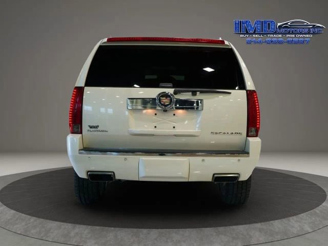 Used 2013 Cadillac Escalade Platinum AWD/4WD image 9