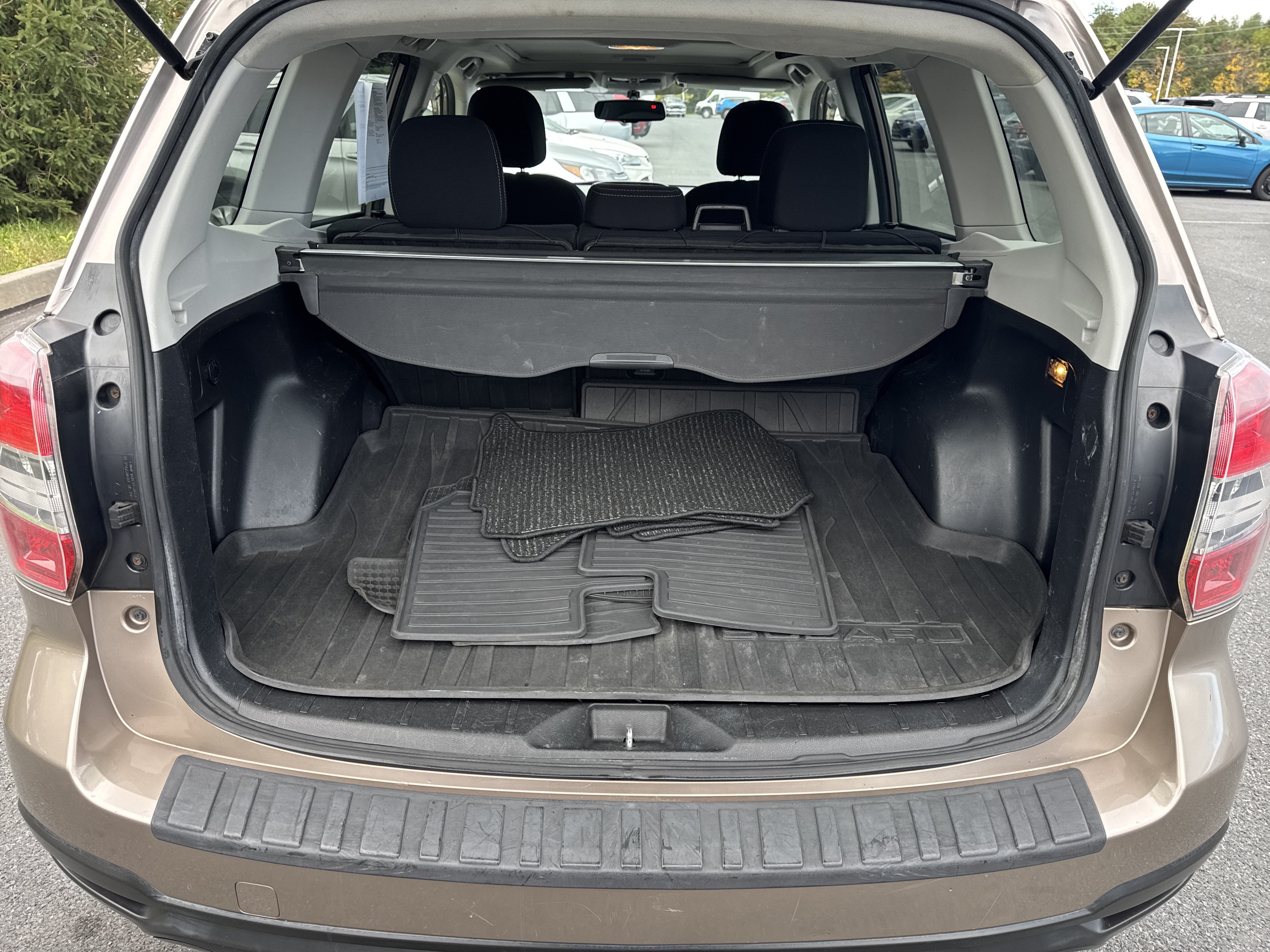 Used 2015 Subaru Forester 2.5i Premium w/ Protection Package #1 AWD/4WD image 28