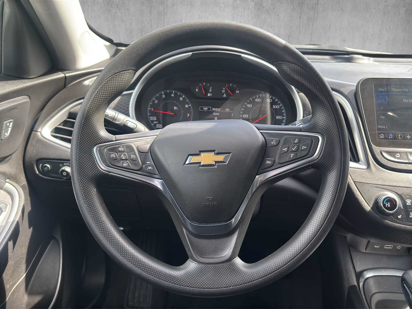 Used 2024 Chevrolet Malibu LT FWD image 12