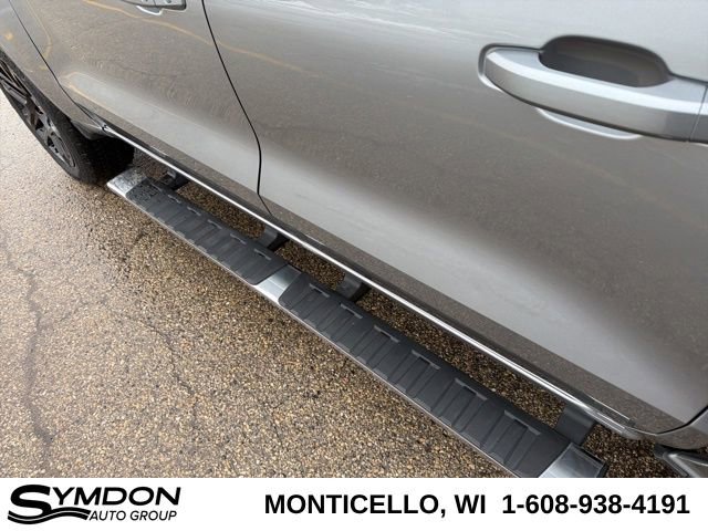 Used 2025 Chevrolet Colorado Z71 w/ Technology Package image 21