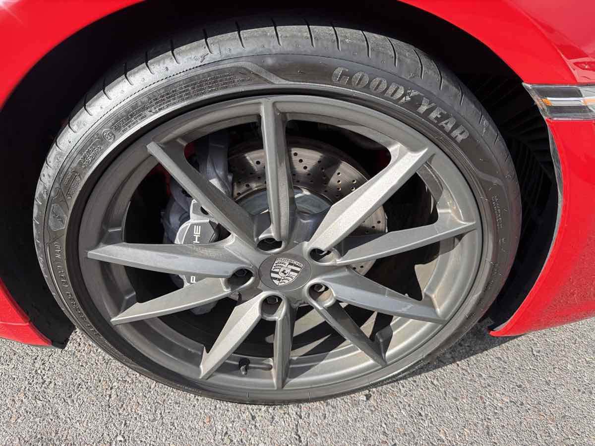 Used 2024 Porsche 911 Carrera T image 15