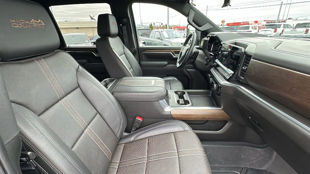 Certified 2025 Chevrolet Silverado 2500 High Country w/ High Country Premium Package image 15