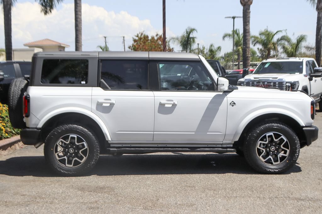 Used 2024 Ford Bronco Outer Banks AWD/4WD image 11