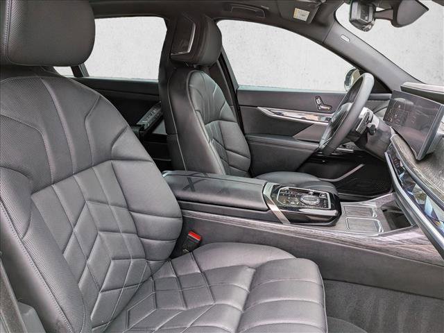 Certified 2023 BMW 760i xDrive 760i xDrive w/ Parking Assistance Package image 24