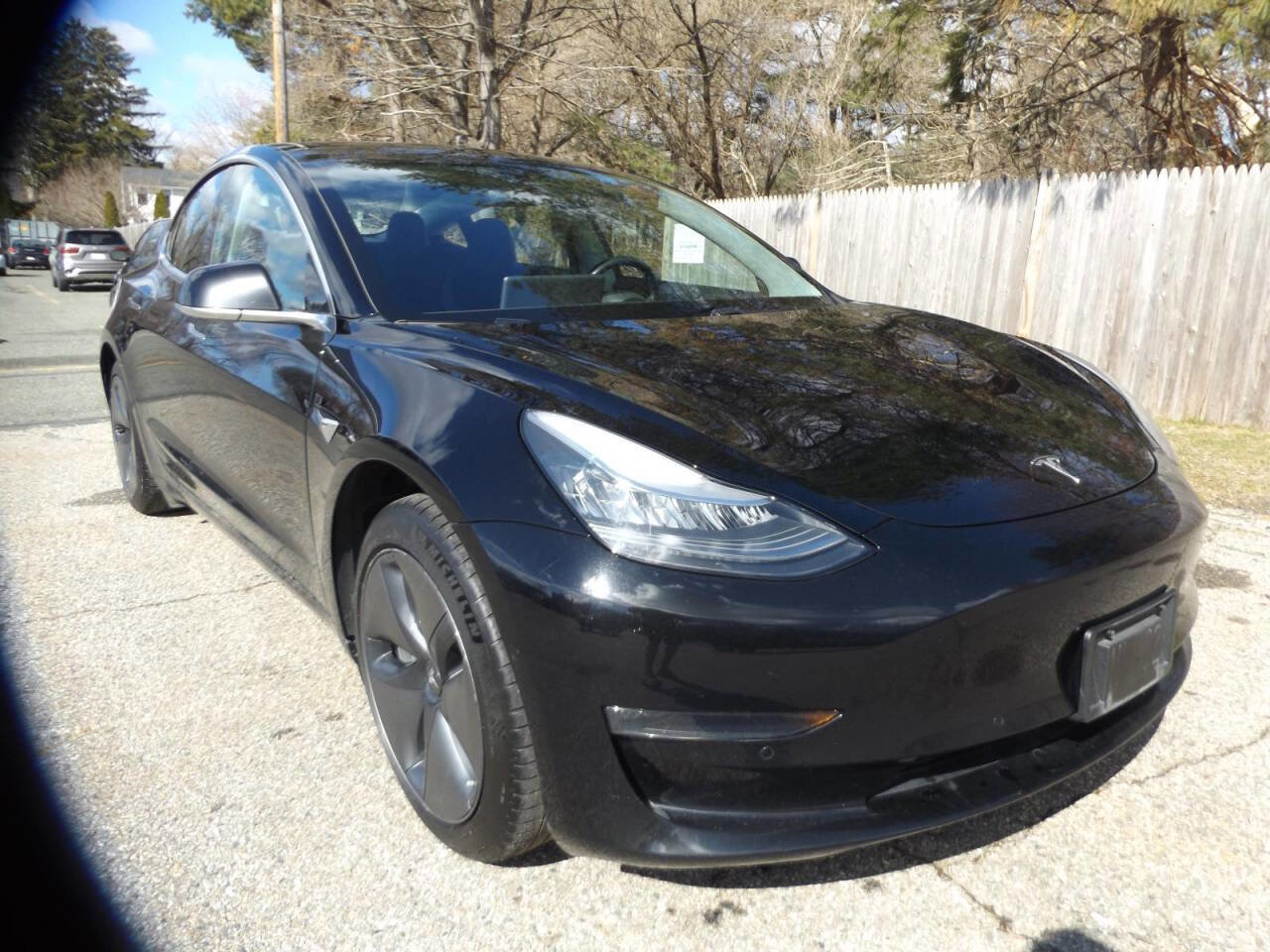 Used 2019 Tesla Model 3 Standard Range Plus image 9