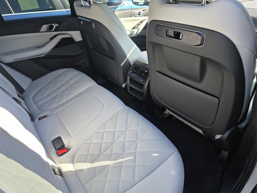 Certified 2025 BMW X5 sDrive40i w/ Premium Package image 30