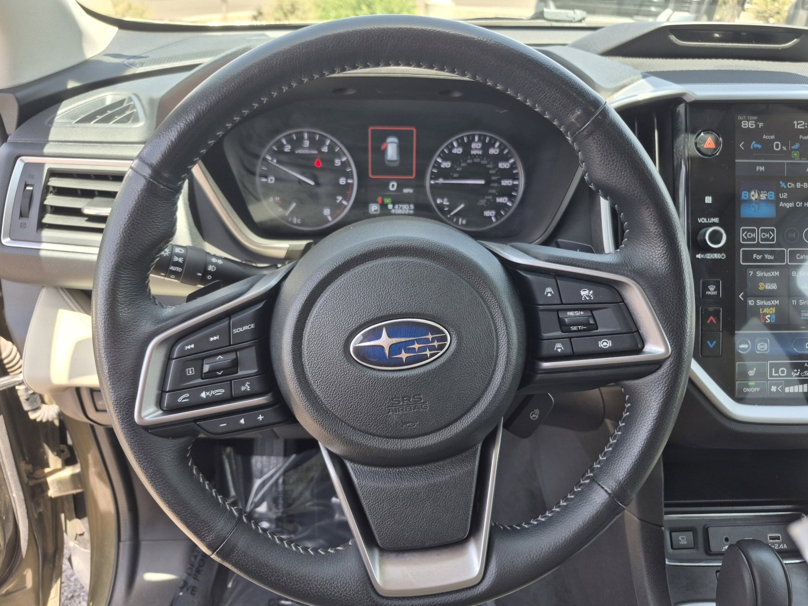 Used 2023 Subaru Ascent Limited w/ Technology Package AWD/4WD image 9