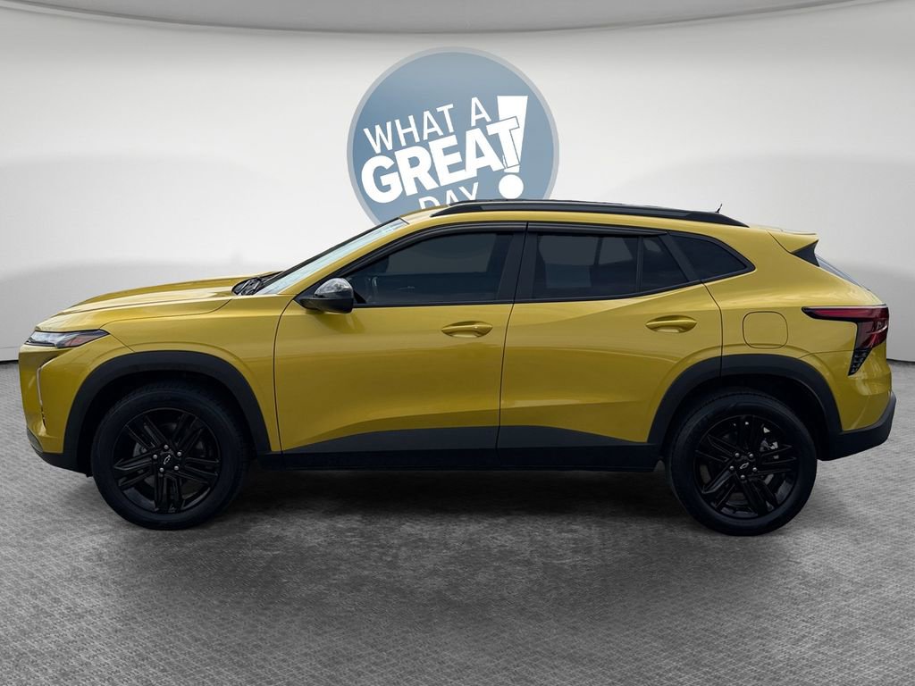 Used 2024 Chevrolet Trax ACTIV w/ Sunroof Package image 7