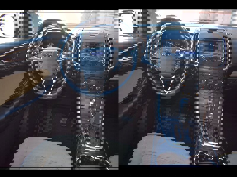 Used 2016 Ford Edge SEL image 29