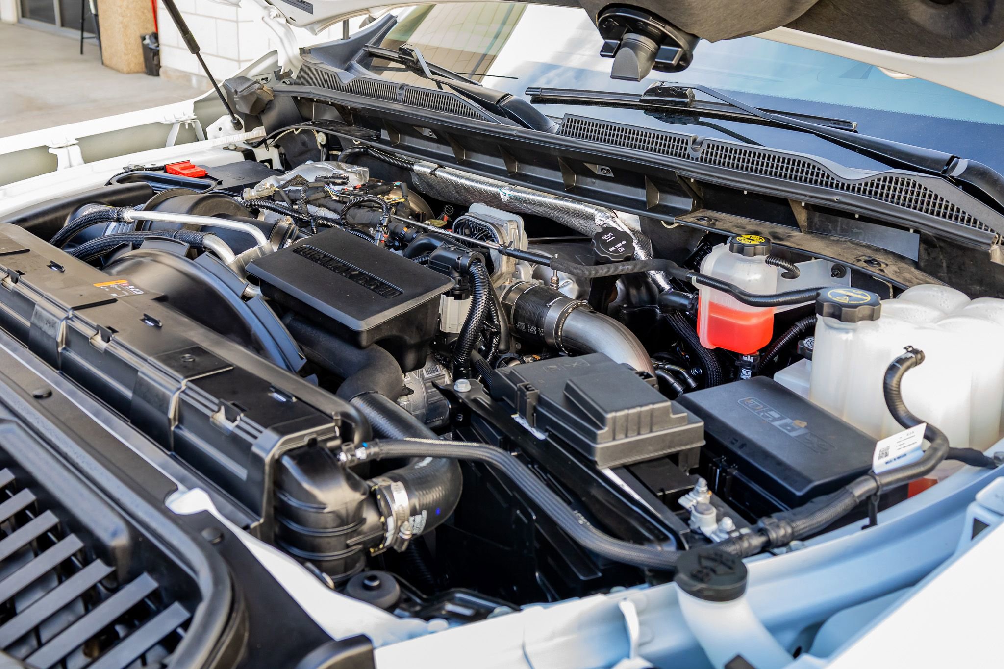 Used 2025 GMC Sierra 3500 Denali w/ Denali Reserve Package image 38