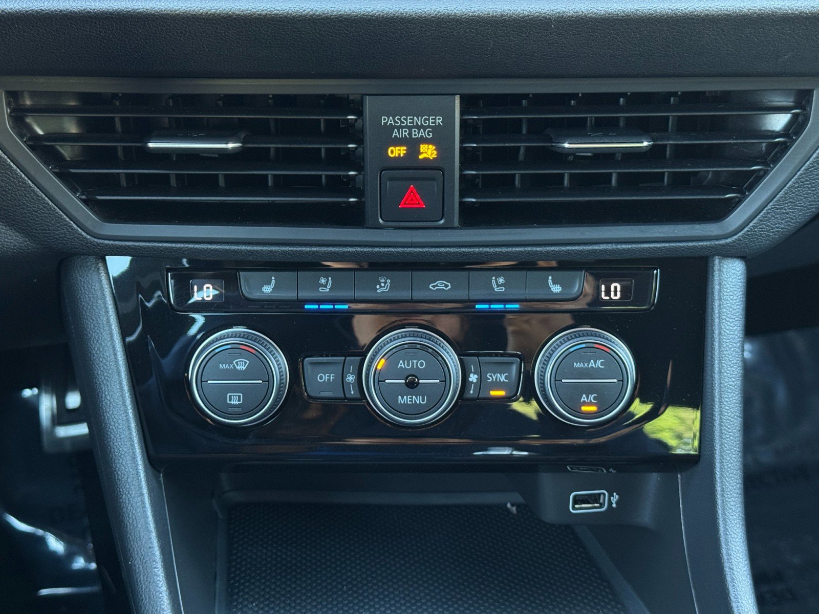 Used 2019 Volkswagen Jetta GLI Autobahn FWD image 25