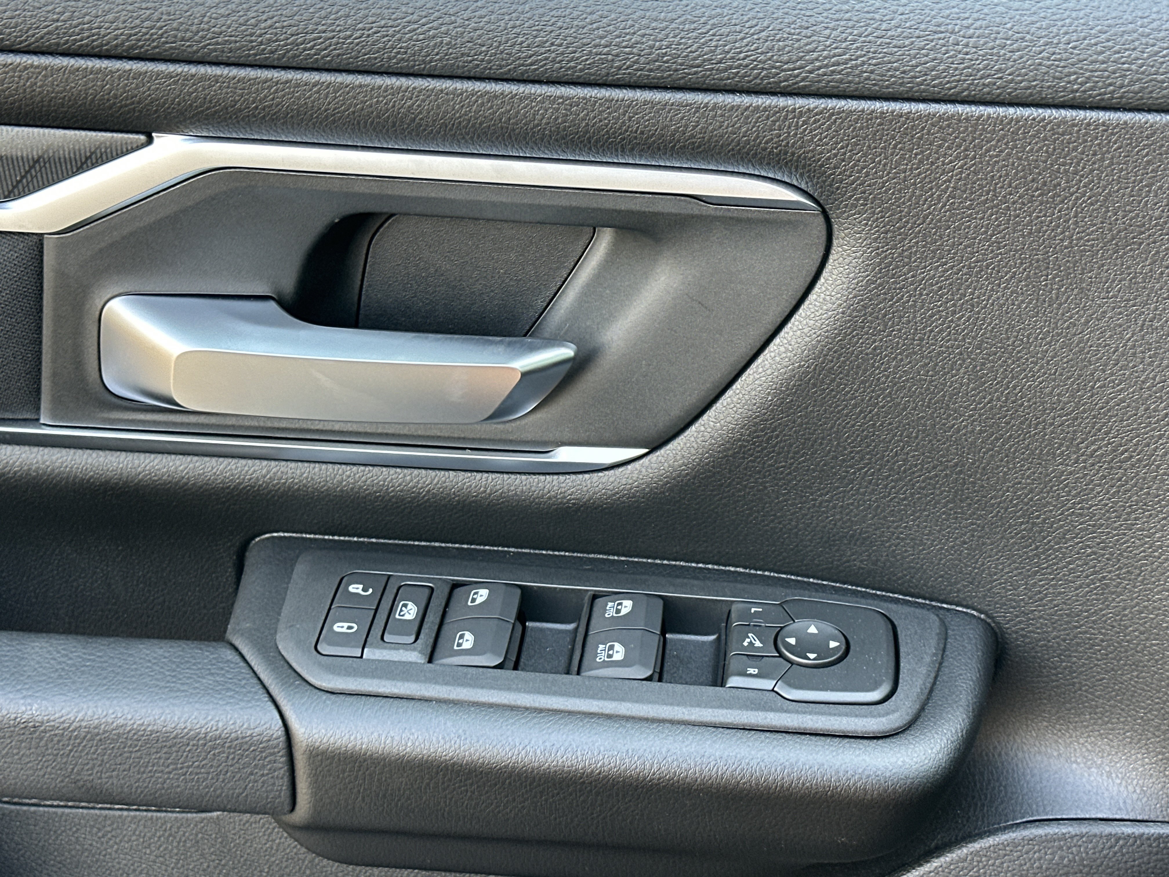 New 2026 RAM 1500 Big Horn AWD/4WD image 12