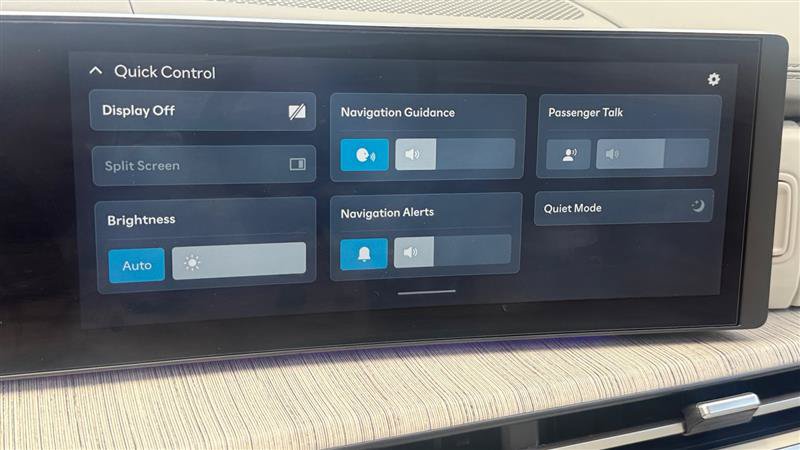 Used 2025 Hyundai Santa Fe Calligraphy FWD image 38