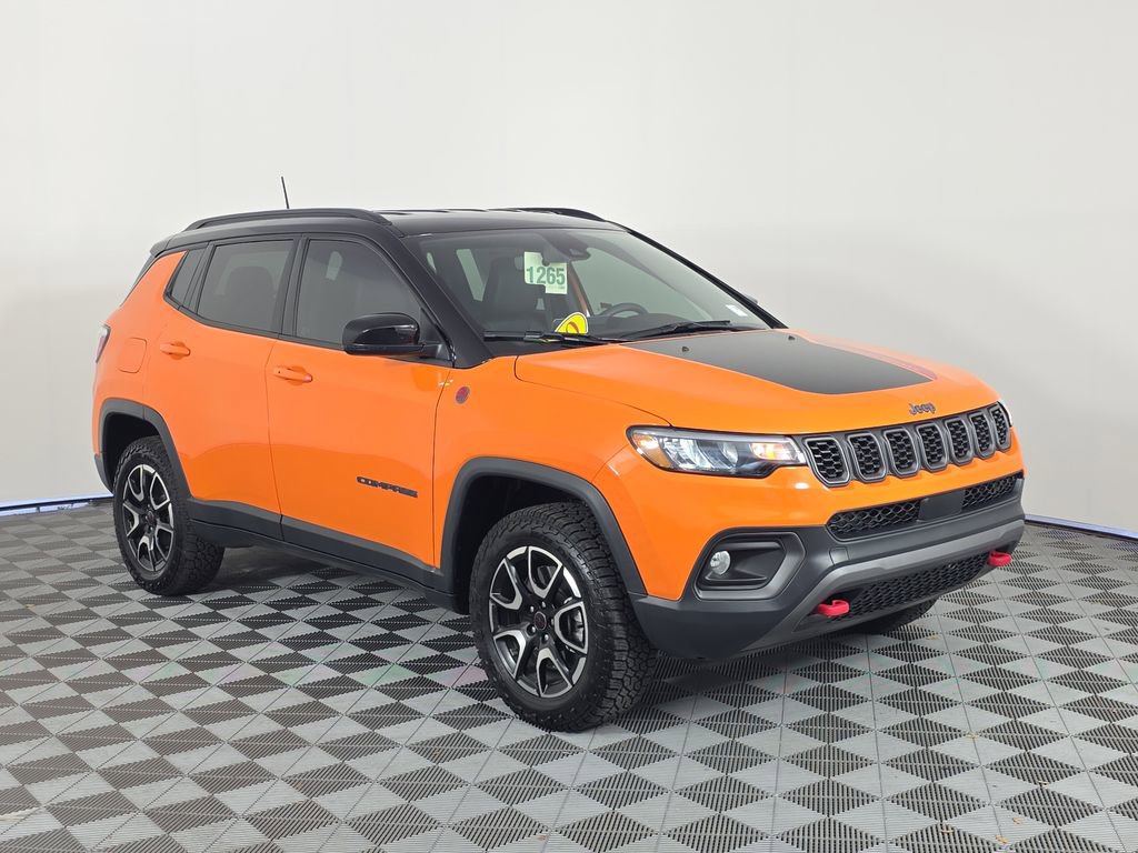 New 2026 Jeep Compass Trailhawk AWD/4WD image 9