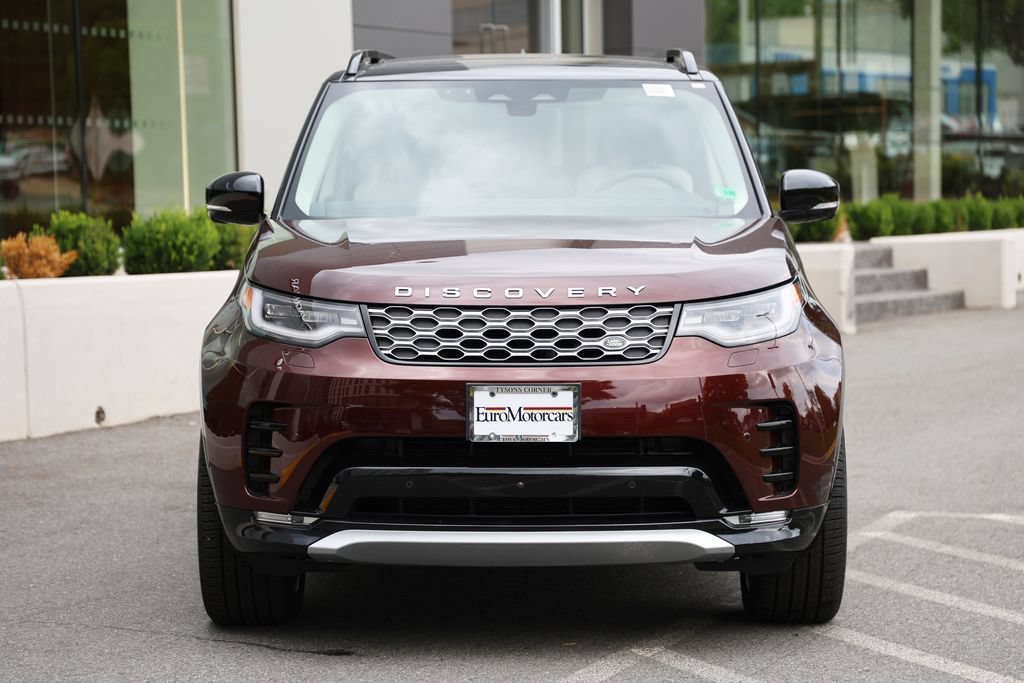 Used 2026 Land Rover Discovery Limited Edition AWD/4WD image 5
