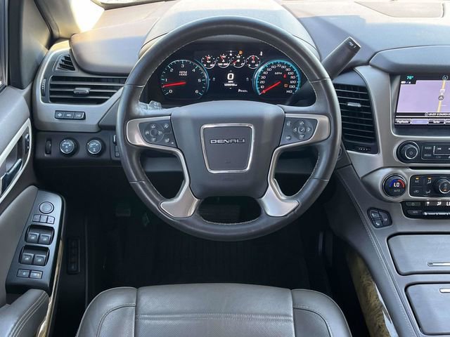 Used 2017 GMC Yukon Denali w/ Open Road Package AWD/4WD image 19