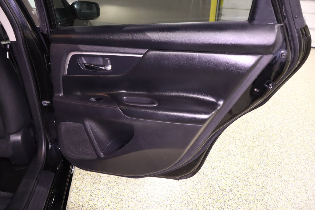 Used 2017 Nissan Altima 2.5 SV FWD image 34